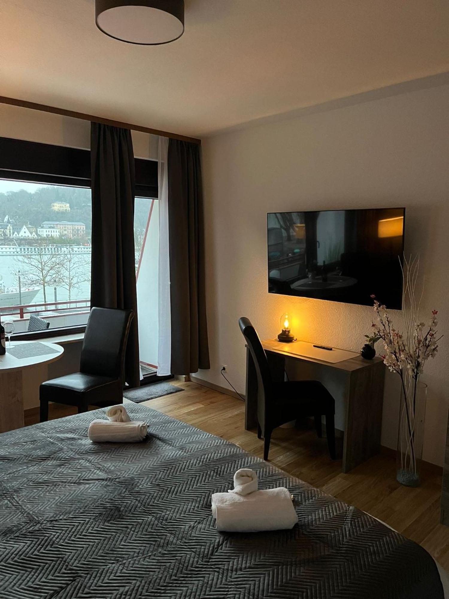 קובלנץ Rheinpanorama Suite Mit Balkon מראה חיצוני תמונה
